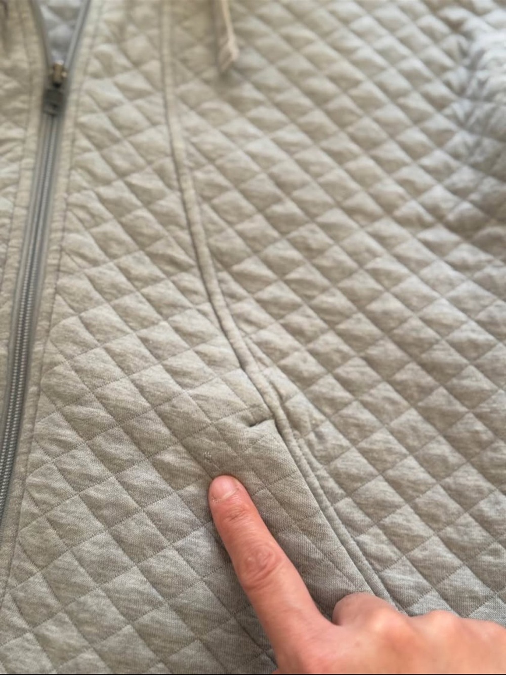 Patagonia Quilted Hooded Bomber Jacket in Light Gray - Picture 4 of 8